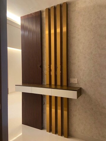 Room in 2 BHK Apartment at Salarpuria Sattva East Crest, Old Madras Road – for Rent