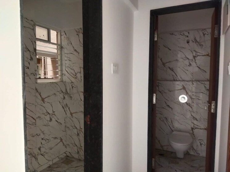 Bathroom, gera-park-view 1 Bedroom 585 Sq.Ft. Apartment In Kharadi Pune 7973931