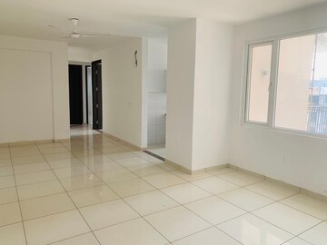 Room in 3 BHK Apartment at Motiaz Royal Citi, Ambala Highway – for Rent