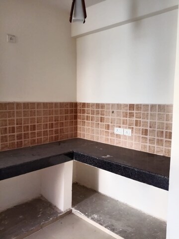 2 BHK Apartment For Rent in Mahagun Mywoods, Sector 16c Greater Noida