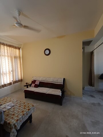 Bedroom in 2 BHK Apartment at Sector 26 – for Rent