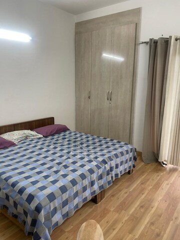 Room in 3 BHK Apartment at Puri Aman Vilas, Sector 89 – for Rent
