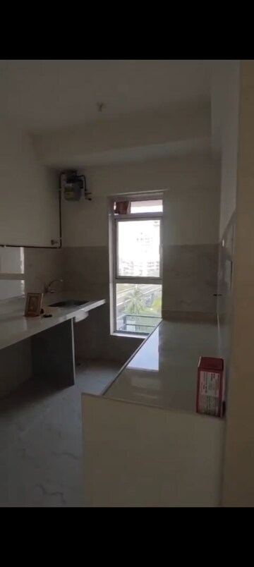 Furnished Amenities in 2 BHK Apartment at JP Eminence, Andheri West – for Rent