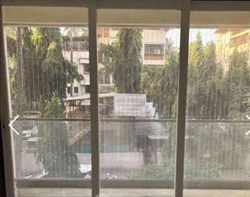 Swimming Pool in 2 BHK Apartment at Dombivli West – for Rent