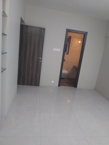 Room in 2 BHK Apartment at Jerome Apartment, Santacruz East – for Rent