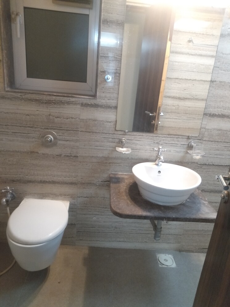 Bathroom, jerome-apartment 2 Bedroom 780 Sq.Ft. Apartment In Santacruz East Mumbai 7974256