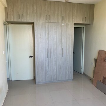 Room in 2 BHK Apartment at Pyramid Fusion Homes, Sector 70a – for Rent