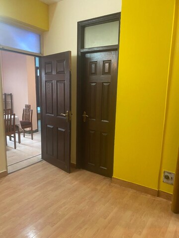 Living Room in 3 BHK Builder Floor at Ansal Sushant Lok I, Sector 43 – for Rent