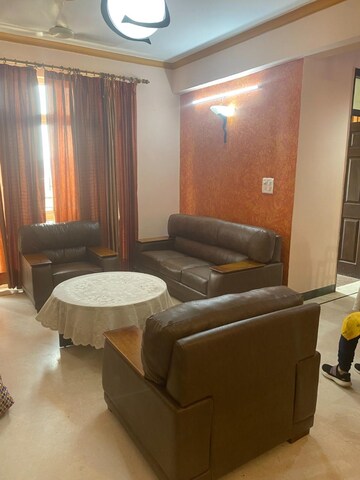 Living Room in 3 BHK Builder Floor at Ansal Sushant Lok I, Sector 43 – for Rent