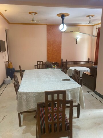 Living Room in 3 BHK Builder Floor at Ansal Sushant Lok I, Sector 43 – for Rent