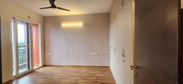 Room in 2.5 BHK Apartment at Incor Carmel Heights, Whitefield – for Rent