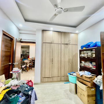 Room in 3 BHK Builder Floor at Sushant Lok 3, Sector 57 – for Sale