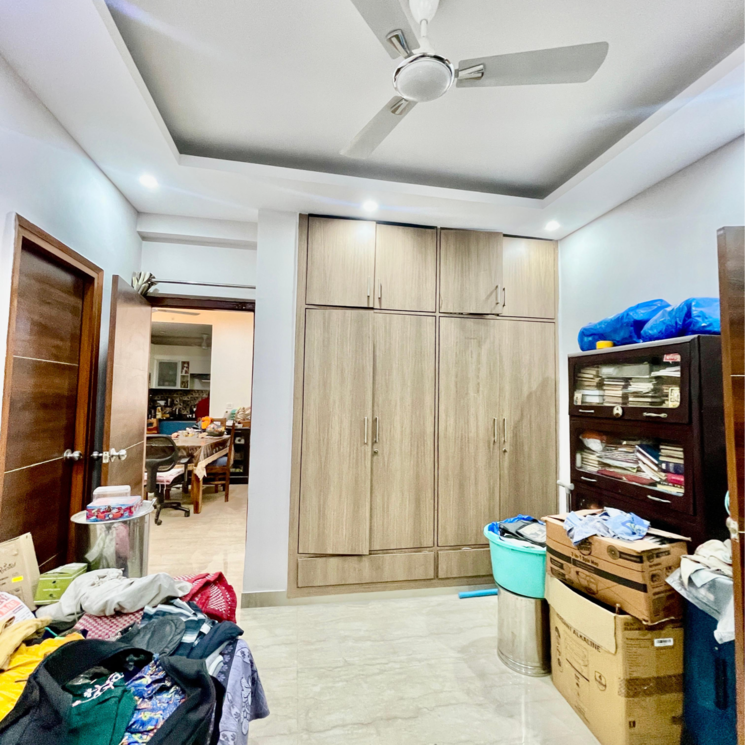 Room, sushant-lok-3 3 Bedroom 240 Sq.Yd. Builder Floor In Sector 57 Gurgaon 7974424