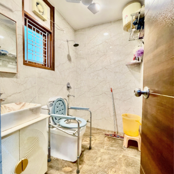 Bathroom in 3 BHK Builder Floor at Sushant Lok 3, Sector 57 – for Sale