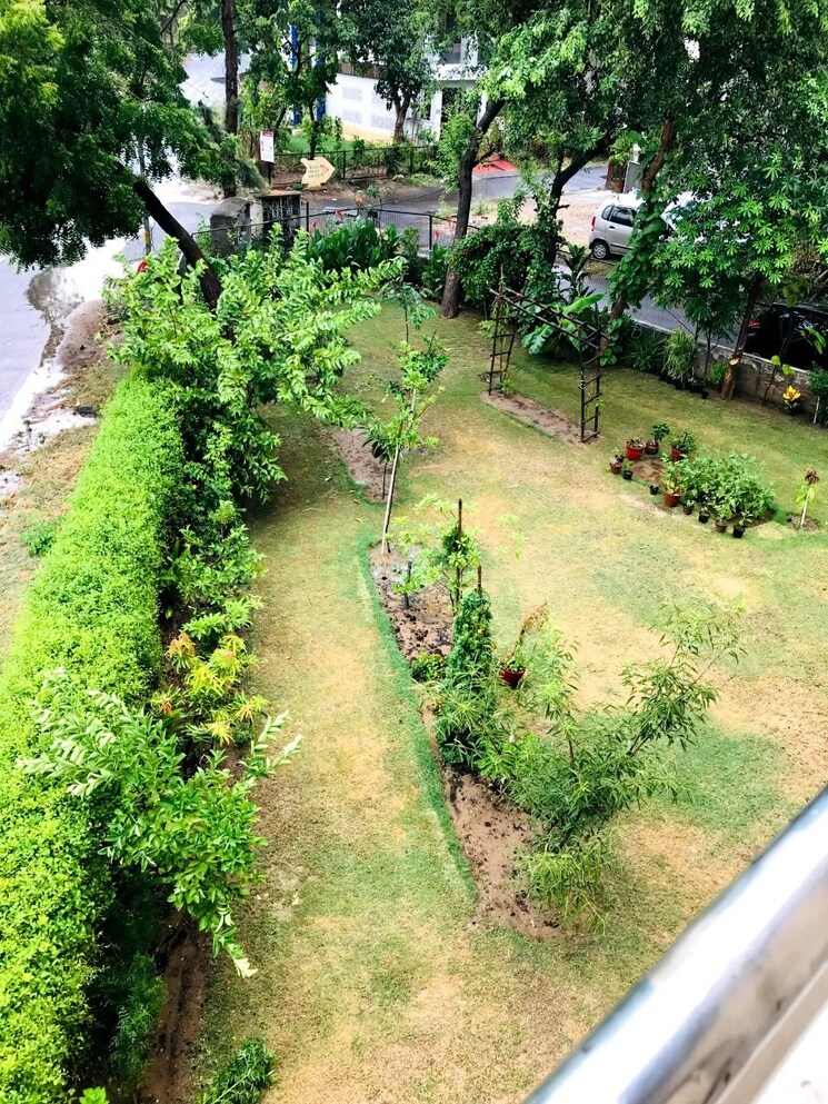 Garden, palam-vihar-residents-association 5 Bedroom 2400 Sq.Ft. Independent House In Palam Vihar Gurgaon 7974458