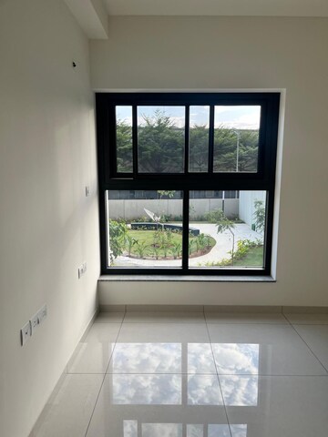Room in 3.5 BHK Apartment at Sobha Sentosa, Balagere – for Sale