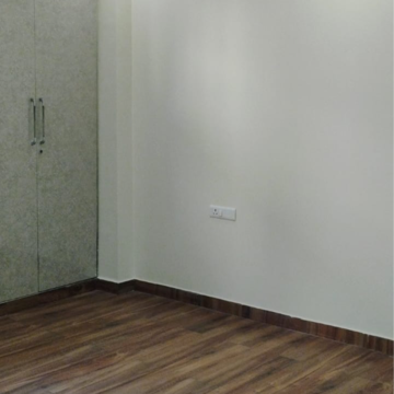 Room in 3 BHK Builder Floor at Vipul World Floors, Sector 48 – for Sale