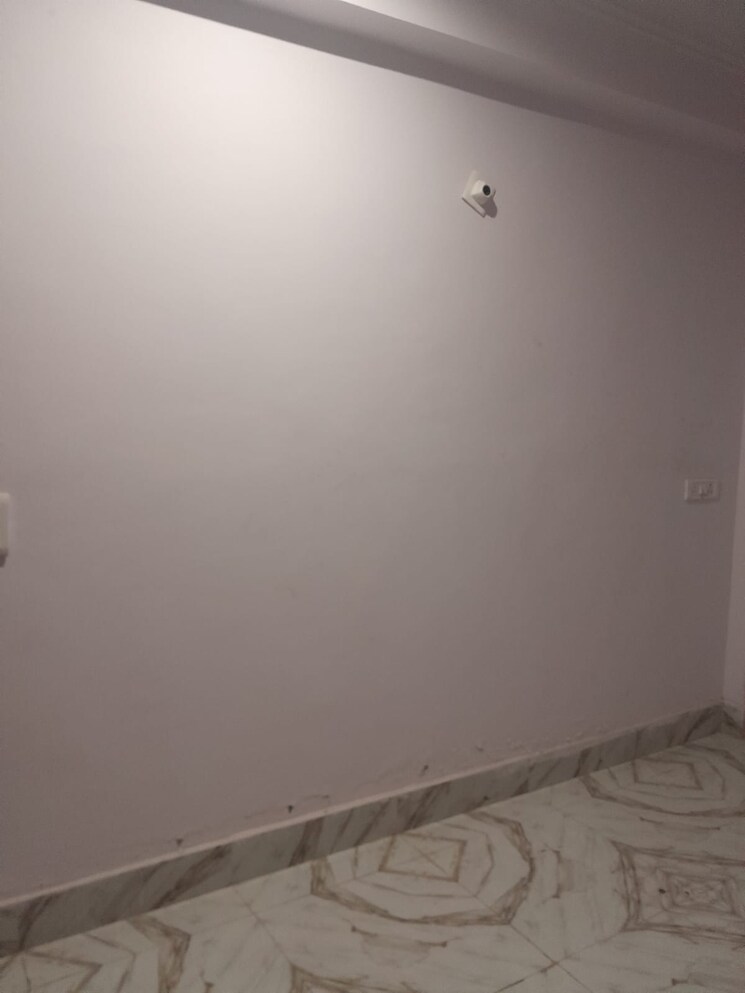 Room, dwarka mor 2 Bedroom 600 Sq.Ft. Apartment In Dwarka Mor Delhi 7974493