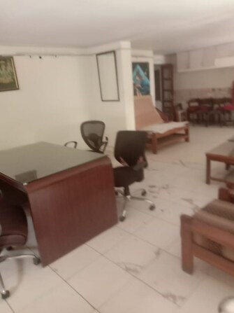 Commercial Showroom 1200 Sq.Ft. For Rent in Hauz Khas Market Delhi  7974487