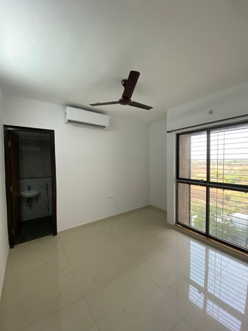Room in 1 BHK Apartment at Lodha Palava Marvella B to G, Dombivli East – for Rent