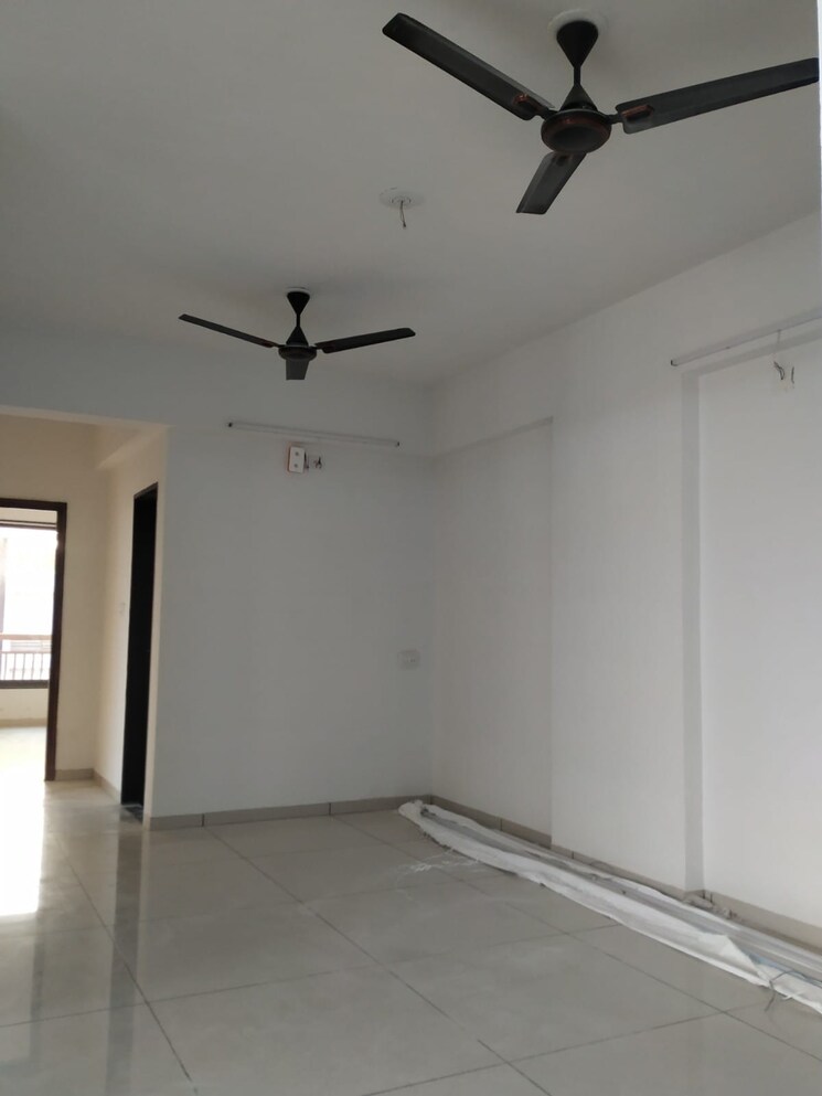 Room, zundal 3 Bedroom 1575 Sq.Ft. Apartment In Zundal Ahmedabad 7974471