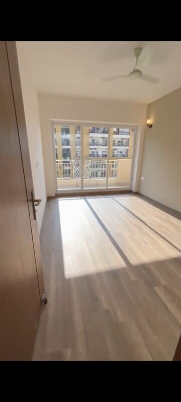 Room in 4 BHK Apartment at ABA Ivy County, Sector 75 – for Sale