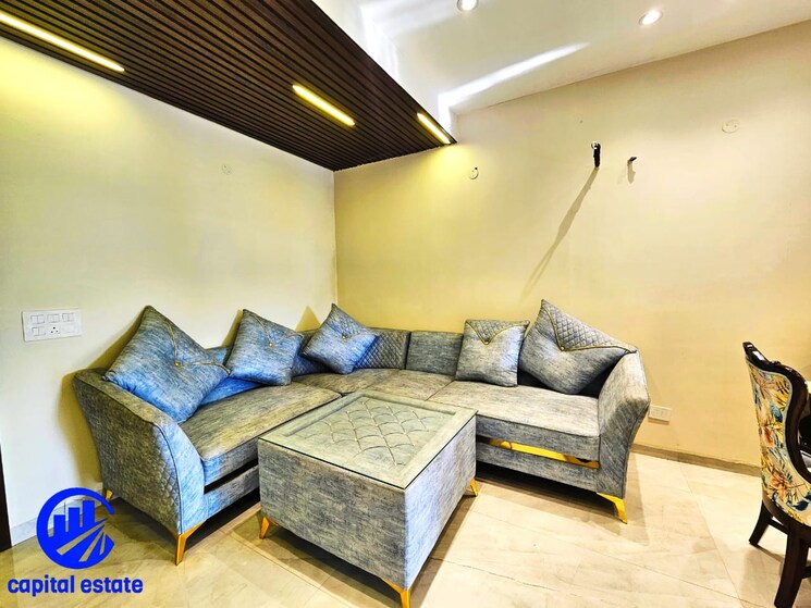Living Room, peer mucchalla 4 Bedroom 1800 Sq.Ft. Apartment In Peer Mucchalla Zirakpur 7974540