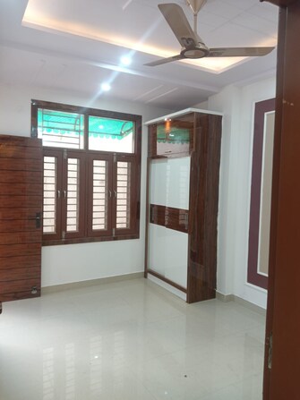 2 BHK Builder Floor For Rent in DEEPAK HOMES - II Nawada Delhi  7974549