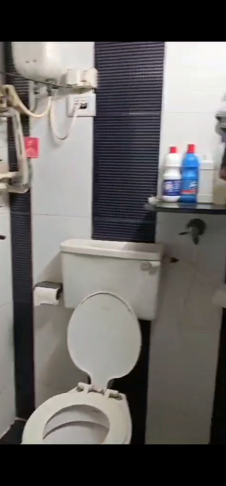 Bathroom, nalanda-building-malad 1 Bedroom 350 Sq.Ft. Apartment In Malad East Mumbai 7974563