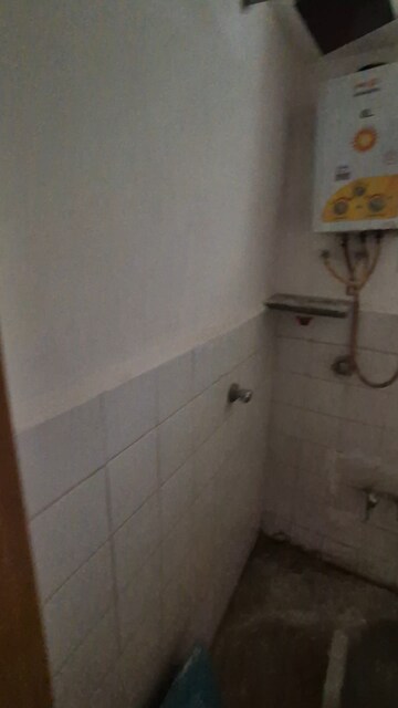 Bathroom in Studio Independent House at Sector 2 – for Rent