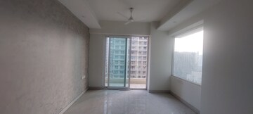 Room in 3 BHK Apartment at Mahagun Mirabella, Sector 79 – for Rent