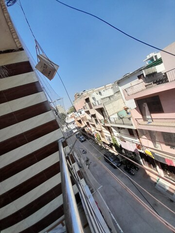 3 BHK Builder Floor – Exterior View View at Dwarka Mor - for Rent