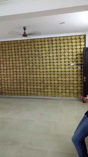 Bedroom in 2.5 BHK Apartment at Ajnara Integrity, Raj Nagar Extension – for Rent