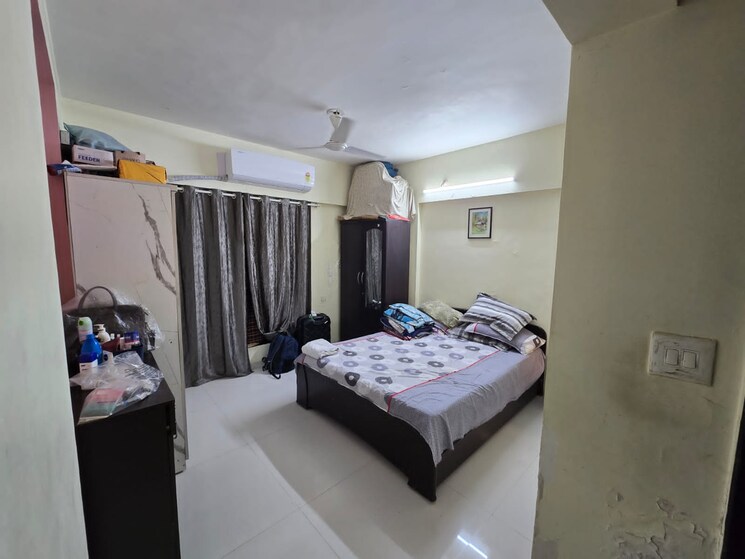 Bedroom, mantri-serene 1 Bedroom 1050 Sq.Ft. Apartment In Goregaon East Mumbai 7974627