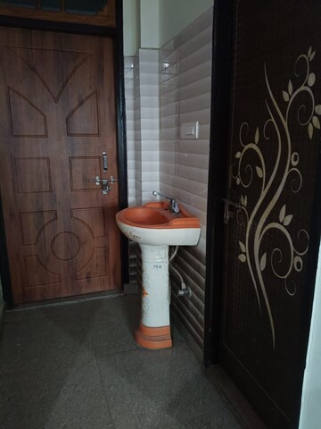 Bathroom in 2 BHK Independent House at Jankipuram Extension – for Rent