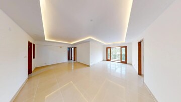 Room in 3 BHK Apartment at Embassy Habitat, Palace Road – for Sale