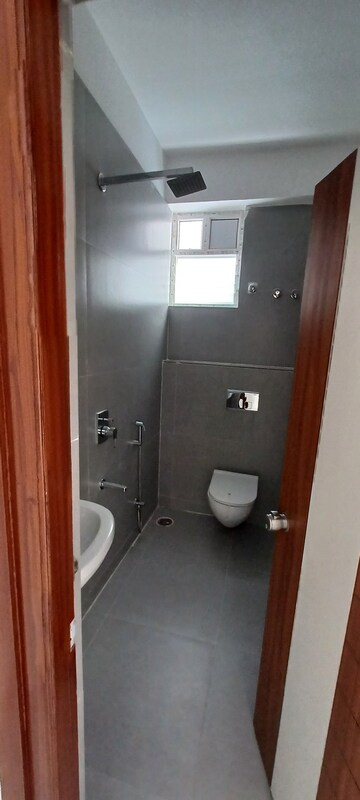 Furnished Amenities in 3 BHK Apartment at Kondapur – for Sale