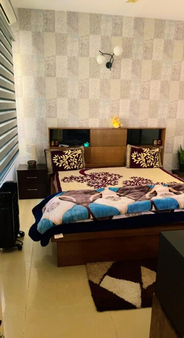 Master Bedroom in 3 BHK Apartment at Birla Navya, Sector 63a – for Rent
