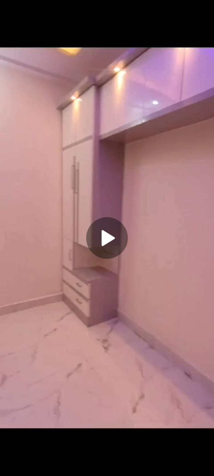 Bathroom, dwarka mor 3 Bedroom 1080 Sq.Ft. Apartment In Dwarka Mor Delhi 7974780