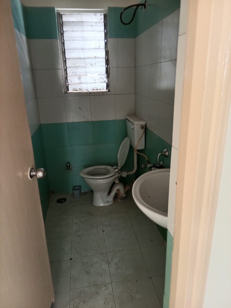 Bathroom, neuleaf-downtown 2 Bedroom 549 Sq.Ft. Apartment In Baner Pune 7974794