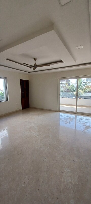 Room in 5 BHK Villa at Mayfair Villas Tellapur, Tellapur – for Rent