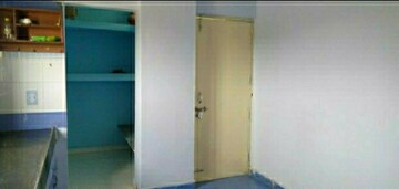 Room in 2.5 BHK Apartment at Bhind Road – for Sale