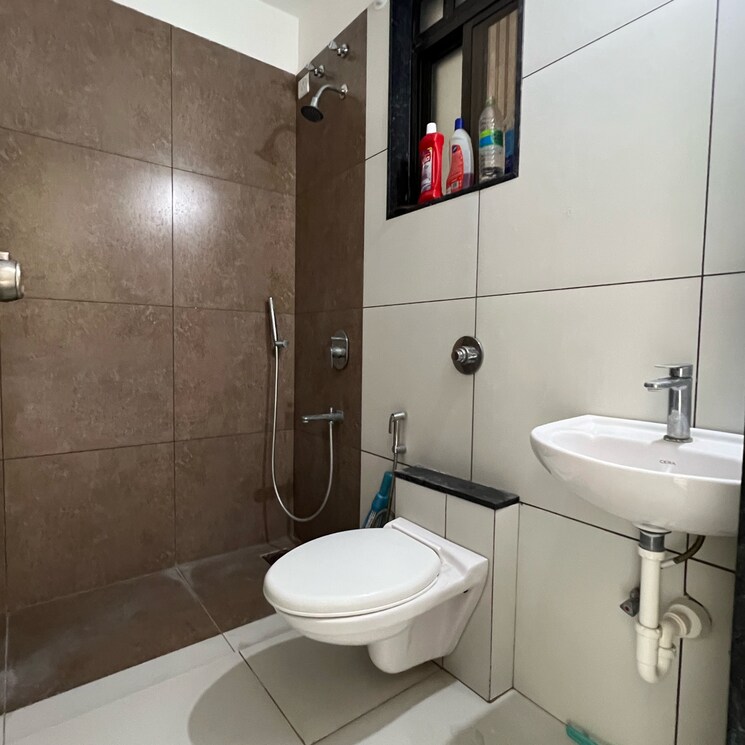 Bathroom, mahalunge 2 Bedroom 900 Sq.Ft. Apartment In Mahalunge Pune 7974933