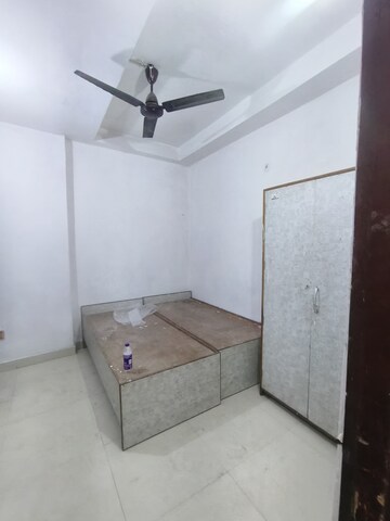 1 RK Builder Floor For Rent in New Ashok Nagar