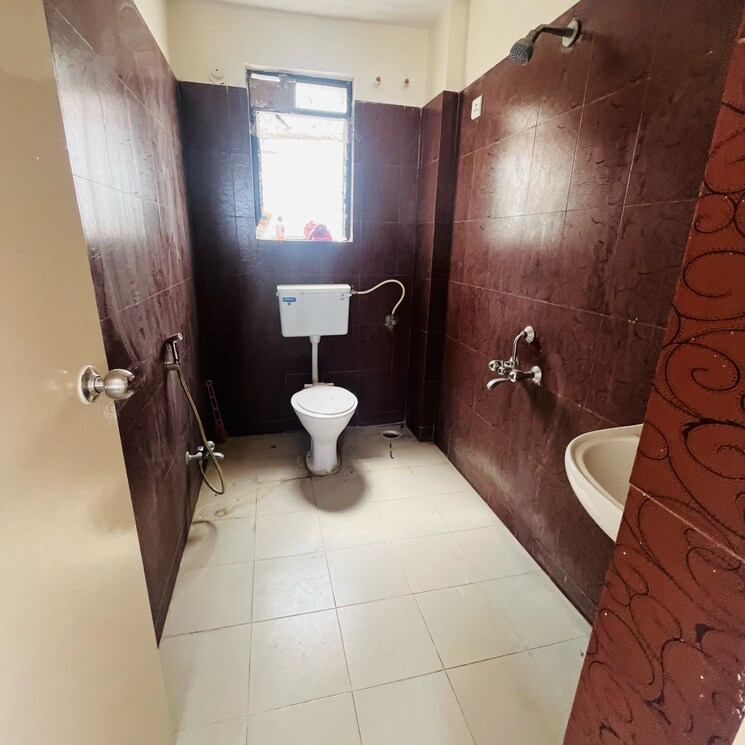 Attached Bathroom, gurukrupa-astter 2 Bedroom 950 Sq.Ft. Apartment In Sainath Nagar Pune 7974970