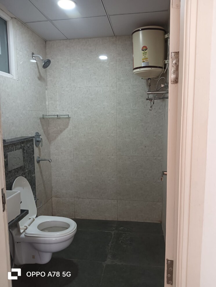 Bathroom, maxxus-elanza 3 Bedroom 905 Sq.Ft. Apartment In Nagla Road Zirakpur 7974984