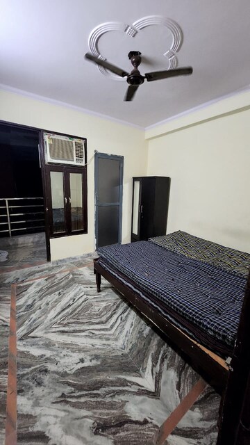 Bedroom in 1.5 BHK Builder Floor at New Ashok Nagar – for Rent