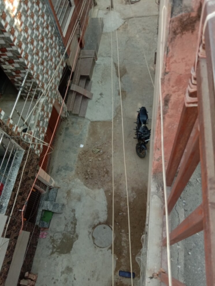 Bathroom, dwarka mor 1.5 Bedroom 315 Sq.Ft. Independent House In Dwarka Mor Delhi 7975010