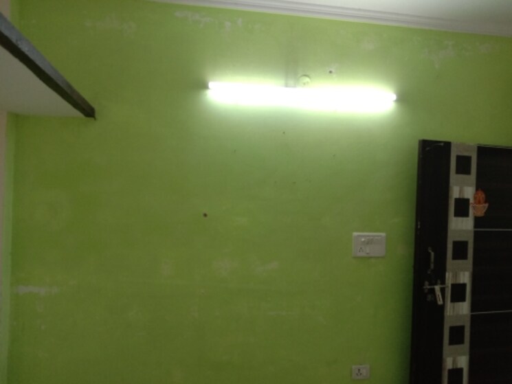 Room, dwarka mor 1.5 Bedroom 315 Sq.Ft. Independent House In Dwarka Mor Delhi 7975010