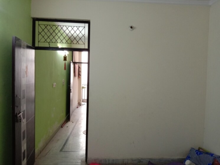 Room, dwarka mor 1.5 Bedroom 315 Sq.Ft. Independent House In Dwarka Mor Delhi 7975010